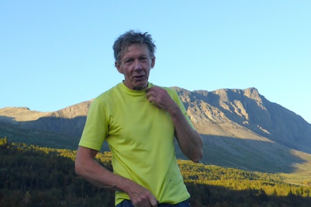 KUNSTEREN OG KLATREREN: Naturens storhet legger grunnlaget for min følelse på fjellet, sier Leslie Ayres  leslie ayres klatrer og kunstner