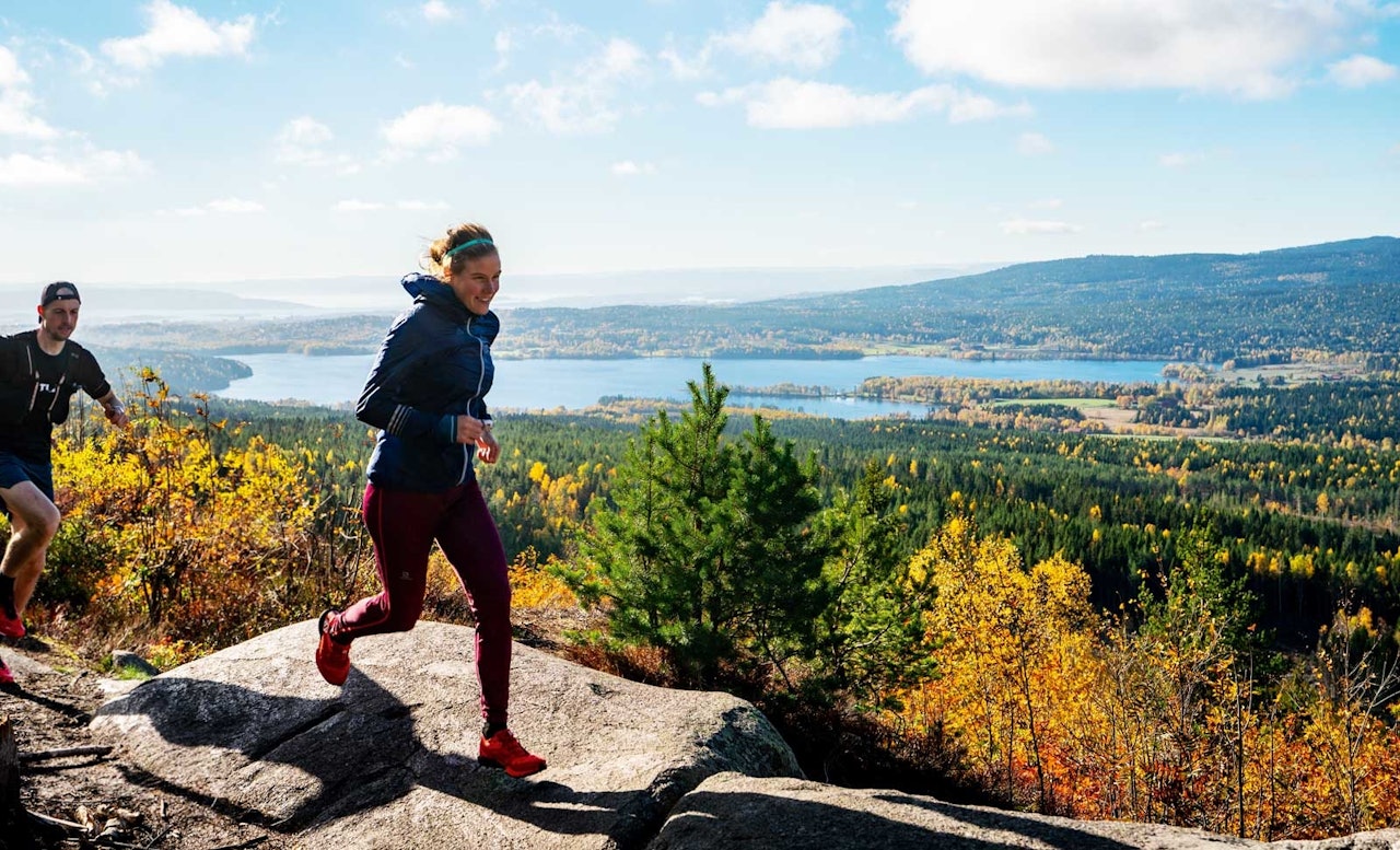 BARLINDÅSEN: Dette ble Emelie Forsberg sitt første møte med Oslo. UTE møtte skyunner-stjernen på Barlindåsen, da hun lanserte boka si Sky Runner på norsk (2018). Foto: Mats Andersen/Salomon barlindåsen lillomarka oslo