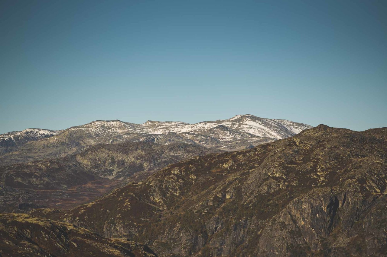 HEMSEDAL: Fjellbygda er populær i sommerhalvåret, takket være gode fiskemuligheter, fjellvandring, fjellklatring, sykling, en rekke andre aktiviteter og gode overnattingsmuligheter. Foto: Kristoffer H. Kippernes fjellturer i  hemsedal