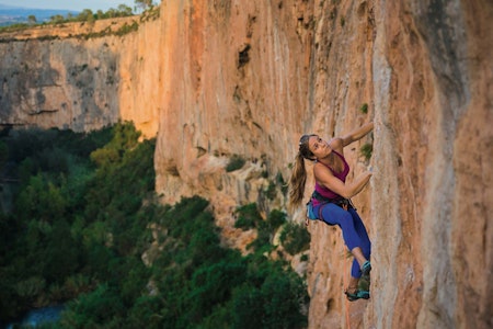 VOLDSOMME VEGGER: Rannveig Aamodt på Rim Ram (7c) på feltet El Oasis. Foto: Terje Aamodt VOLDSOMME VEGGER: Rannveig Aamodt på Rim Ram (7c) på feltet El Oasis. Foto: Terje Aamodt