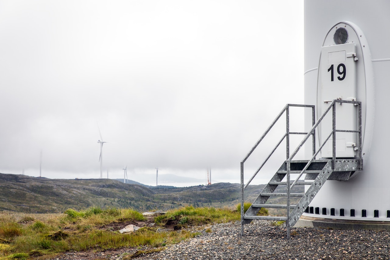 VINDMØLLE-NEI: De færreste ønsker vindkraft i sin kommune, viser ifølge en undersøkelse gjort av Norsk Friluftsliv. Foto: Unni Skoglund VINDMØLLE-NEI: De færreste ønsker vindkraft i sin kommune, viser ifølge en undersøkelse gjort av Norsk Friluftsliv. Foto: Unni Skoglund