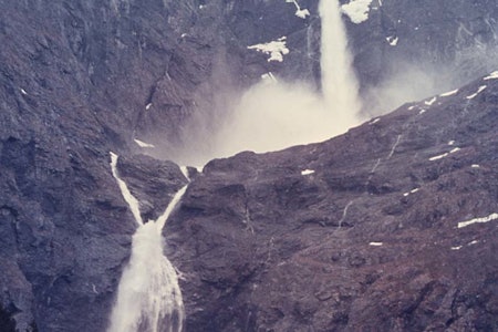 MARDALSFOSSEN: Bildet av den legendariske fossen er fra 1971, Foto: Vidar Halaas MARDALSFOSSEN: Bildet av den legendariske fossen er fra 1971, Foto: Vidar Halaas
