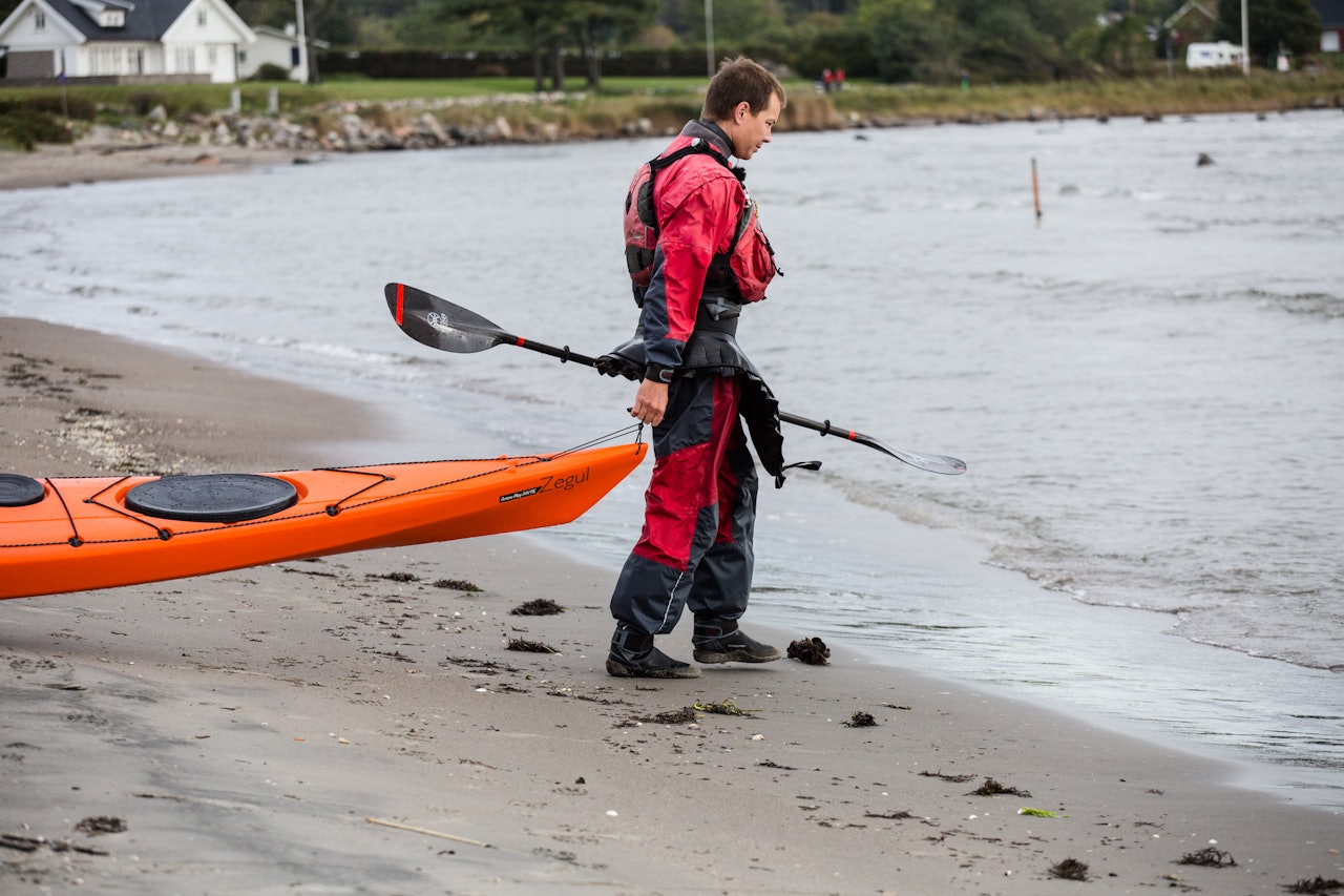 SANDSTRAND: Er du helt sikker på at du har sjøsettings-teknikken i orden? Det er nemlig mye å tenke på. Bilde: Christian Nerdrum SANDSTRAND: Er du helt sikker på at du har sjøsettings-teknikken i orden? Det er nemlig mye å tenke på. Bilde: Christian Nerdrum