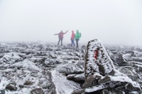 OPPTUR: Lørdag morgen lå et tynt lag snø over Besseggen. Foto: Cathrine Holst OPPTUR: Lørdag morgen lå et tynt lag snø over Besseggen. Foto: Cathrine Holst