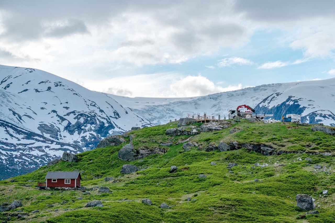 TUNGESTØLEN: «The finest ice scenery in Europe», sa William Cecil Slingsby om Austerdalsbreen. Denne sommeren åpner nye Tungestølen, innerst i Veitastrond. Foto: Vegard Aasen