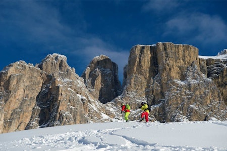 «ALDELES Steinartet»: Fargene og gløden i Dolomittene, for ikke å snakke om fjellformasjonene, gjør området til en unik tumleplass for toppturfolket. Som skitur i et maleri.