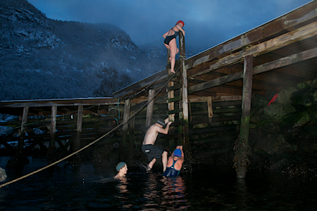 Isbading gir adrenalinkick! Foto: Sigrid Henjum Isbading for nybegynnere