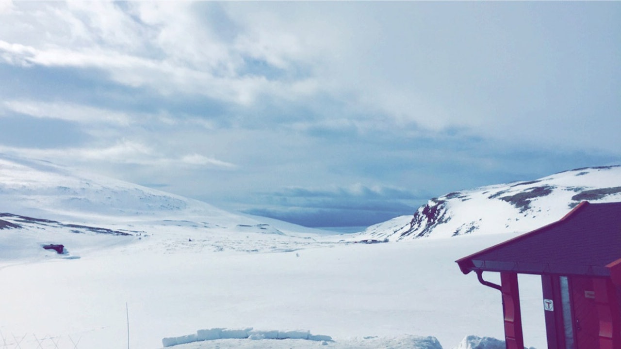 FINT: Slik så det ut på Rondvassbu rundt klokken 11.30 i dag. Lover godt! Foto: Øystein Gården. FINT: Slik så det ut på Rondvassbu rundt klokken 11.30 i dag. Lover godt! Foto: Øystein Gården.
