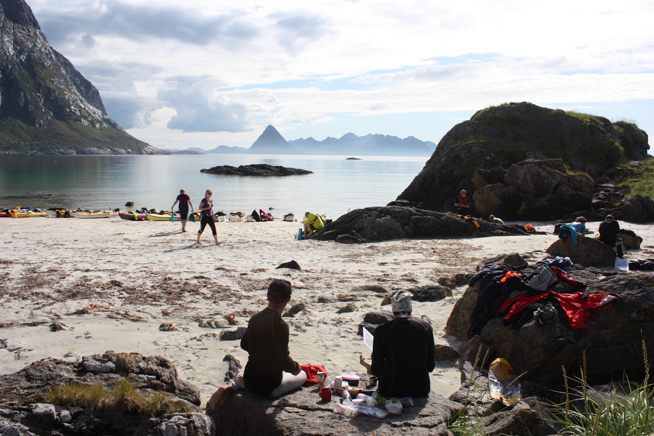 ASKR: Har du aldri opplevd Vesterålen, kan padlefestivalen ASKR være en gyllen anledning. Foto: Arctic Sea Kayak Race ASKR: Har du aldri opplevd Vesterålen, kan padlefestivalen ASKR være en gyllen anledning. Foto: Arctic Sea Kayak Race