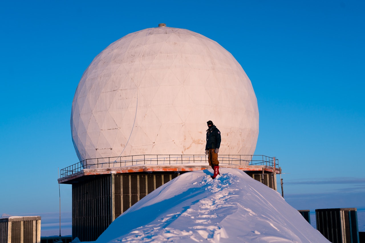 DELMÅL: Den amerikanske radarstasjone DYE II. Foto: Tor Berge/ Norexplore Kryssing av Grønland