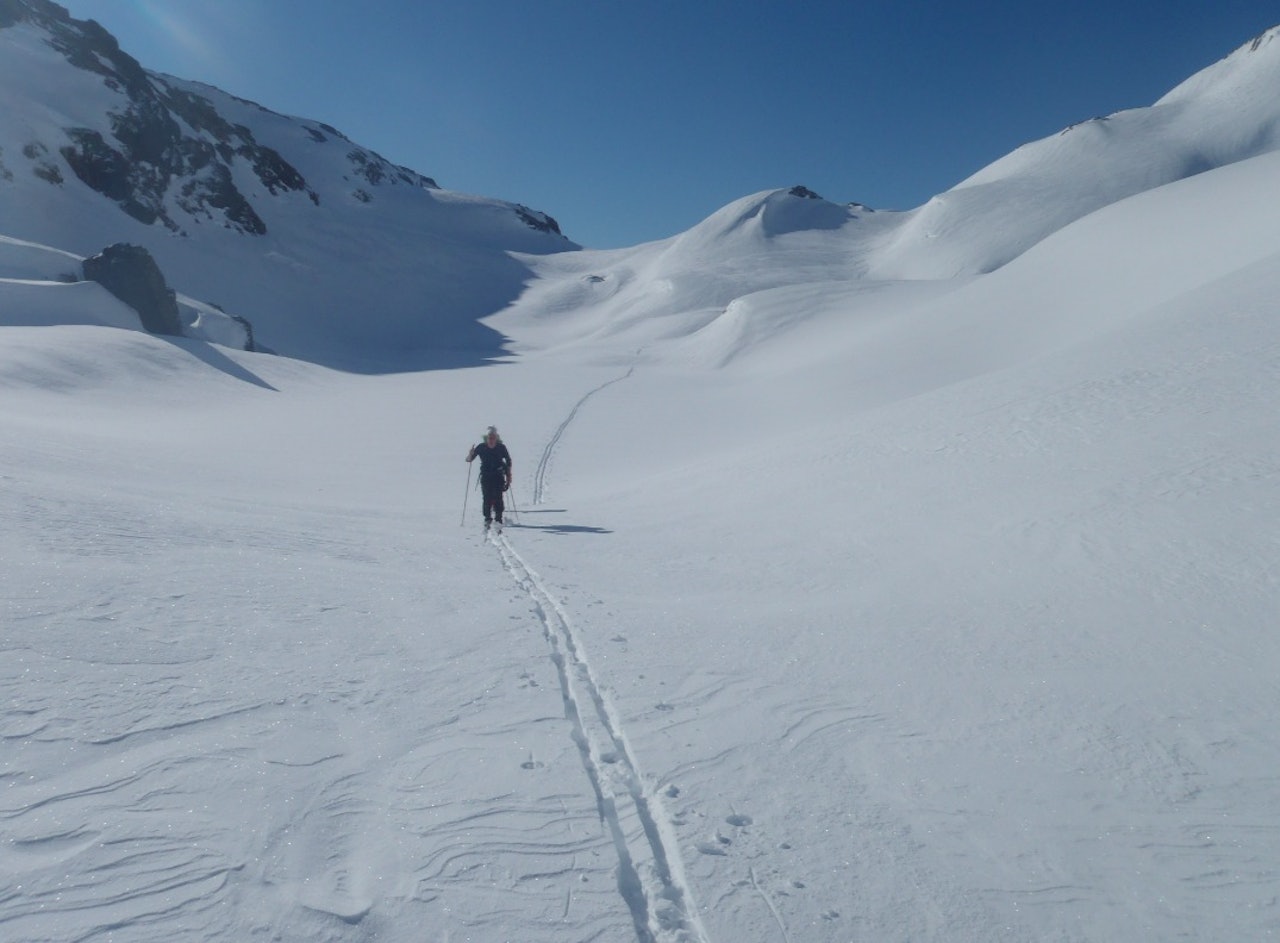 BILL MERK. FJELLERFARING: Hardinglaup representerer en ny type skirenn med fjellski i høgfjellet. Foto: Arrangør