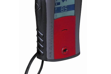 TEST AV SKREDSØKERE: Bratte vinterfjell og urørte fjellsider er drømmen for mange av oss, og i vinterfjellet er det potensiell snøskredfare. Hvis uhellet er ute, er du avhengig av rask hjelp. En sender/mottaker kan redde liv. Foto: Håvard Lium TEST AV SKREDSØKERE: Bratte vinterfjell og urørte fjellsider er drømmen for mange av oss, og i vinterfjellet er det potensiell snøskredfare. Hvis uhellet er ute, er du avhengig av rask hjelp. En sender/mottaker kan redde liv. Foto: Håvard Lium