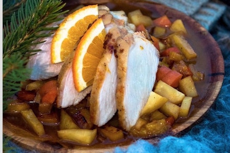 NOKO Å FEIRE: God mat høyrer med! Foto: Sigrid Henjum NOKO Å FEIRE: God mat høyrer med! Foto: Sigrid Henjum