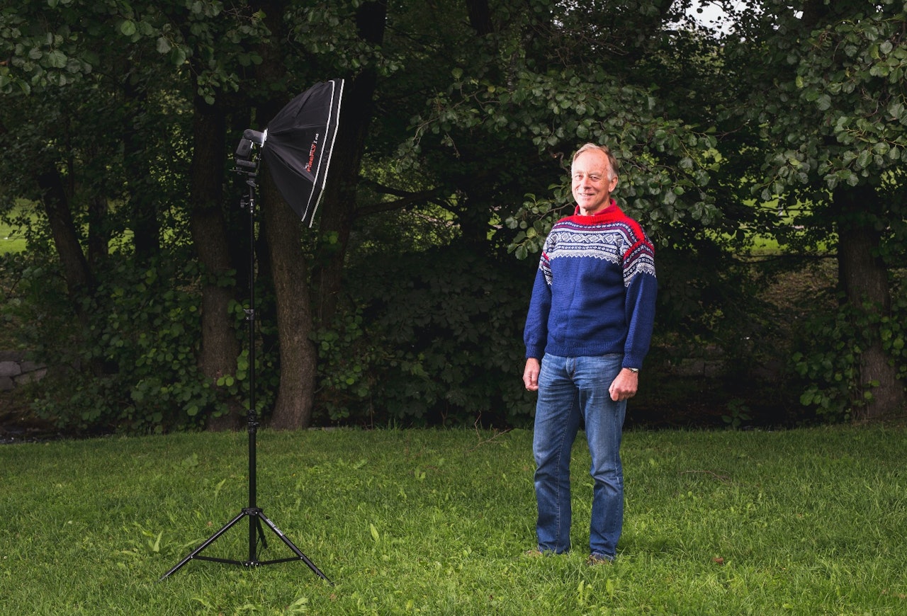 NOE Å EIE: Bjørn Riis-Johannessen kommer fra en familie der Marius-genseren nærmest har vært påbudt i generasjoner. Forholdet til genseren har forbedret seg med årene. Foto: Line Hårklau mariusgenseren