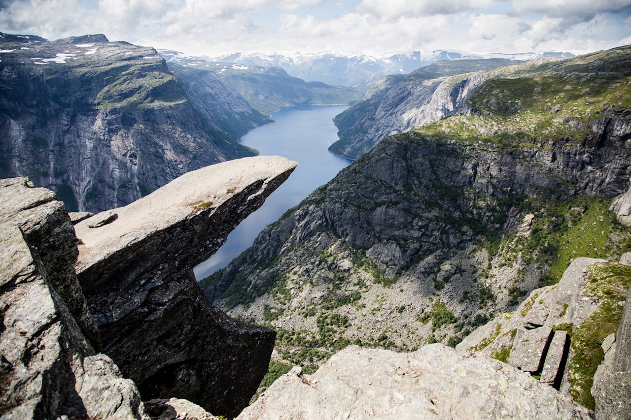 FOTOSPOT: Ifølge Huffington Post er Trolltunga en av grunnene til at Norge er det fineste sted på jord. Foto: Christian Nerdrum