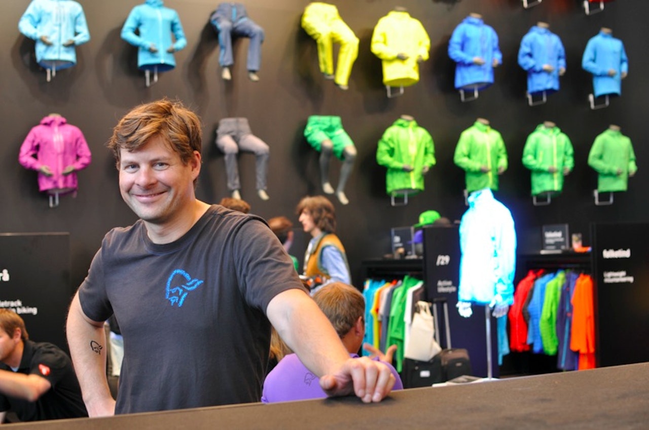 TØFFERE PÅ BORTEBANE: – Det er en jungel i hvordan vi skal skjønne 16 markeder på en gang, sier Norrøna-sjef Jørgen Jørgensen, som likevel kan notere positiv vekst i alle land de er i. Alle foto: Gunhild Aaslie Soldal TØFFERE PÅ BORTEBANE: – Det er en jungel i hvordan vi skal skjønne 16 markeder på en gang, sier Norrøna-sjef Jørgen Jørgensen, som likevel kan notere positiv vekst i alle land de er i. Alle foto: Gunhild Aaslie Soldal