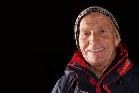 ÅRETS FJELLGEIT: Odd Eliassen mottar den ærefulle utmerkelsen Årets fjellgeit under Fjellfestivalen på Åndalsnes 11. juli. Foto: Matti Bernitz