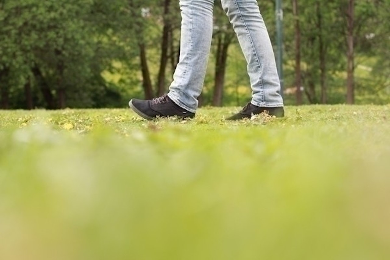 GJØR SOM FILOSOFENE: Gå en tur.  Prøv i prat med andre som Sokrates, Aristoteles og Kierkegaard, i ensomhet som Rousseau og Nietzsche, eller i pur ensformighet som Kant. Foto: Charlotte Oliversen GJØR SOM FILOSOFENE: Gå en tur.  Prøv i prat med andre som Sokrates, Aristoteles og Kierkegaard, i ensomhet som Rousseau og Nietzsche, eller i pur ensformighet som Kant. Foto: Charlotte Oliversen