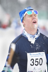 Surt å tape spurten etter 42 km i tet Surt å tape spurten etter 42 km i tet