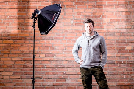 LURT: Nikkersen har ekstra forsterkninger på rumpen/baklårene så det ikke blir revet hull når man sitter på klipper og nyter utsikten. Foto: Line Hårklau LURT: Nikkersen har ekstra forsterkninger på rumpen/baklårene så det ikke blir revet hull når man sitter på klipper og nyter utsikten. Foto: Line Hårklau