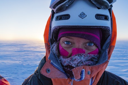 Camilla kitet på Grønland tidligere i år. Foto: Håkon Mæland