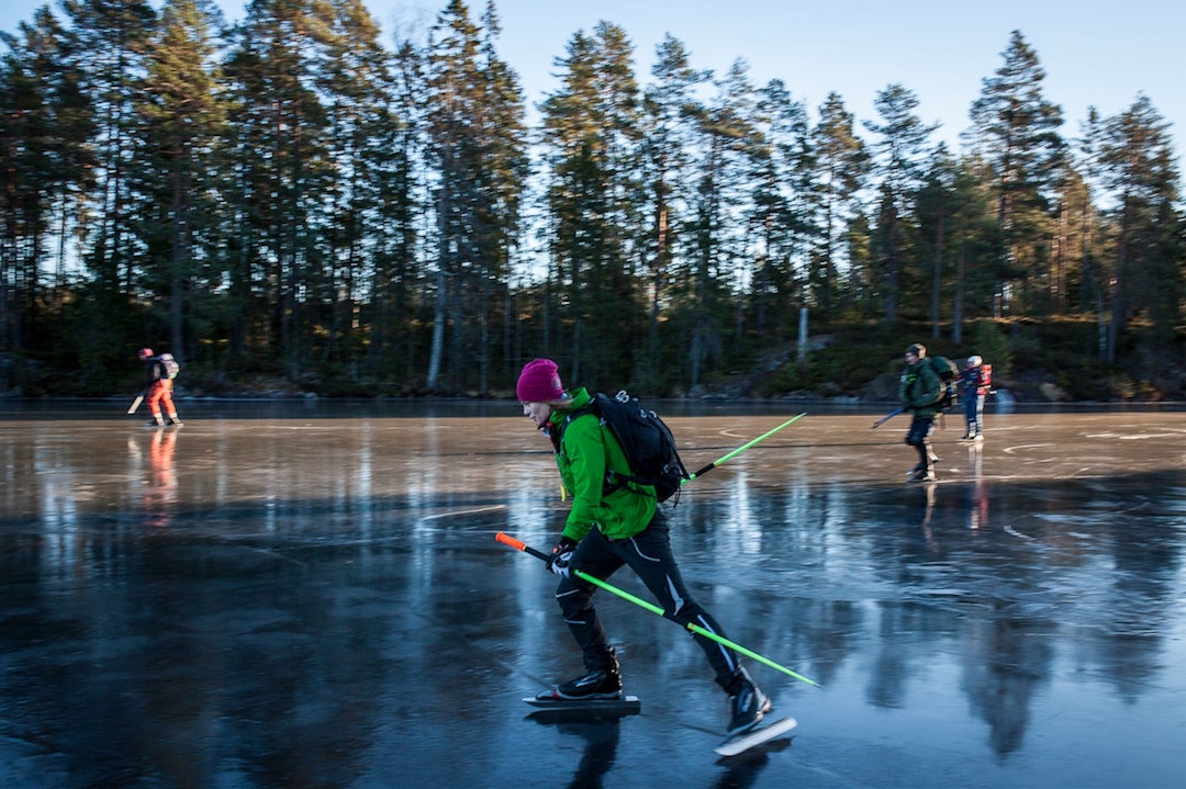 FY FLATE: Artikkelforfatteren kjenner på fartsfølelsen. FY FLATE: Artikkelforfatteren kjenner på fartsfølelsen.