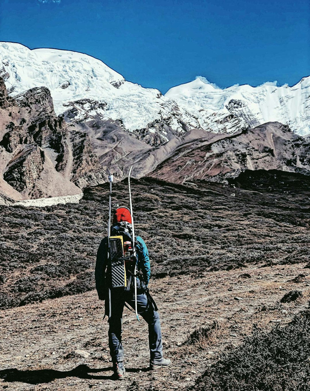 TUR: Kvinnfolk, fjell og ski. Himlung-Himal-Nepal-2