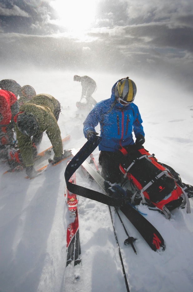 VÆR BEREDT: Vinterfjellet innebærer gjerne all slags vær, innimellom alt på en gang. Foto: Matti Bernitz