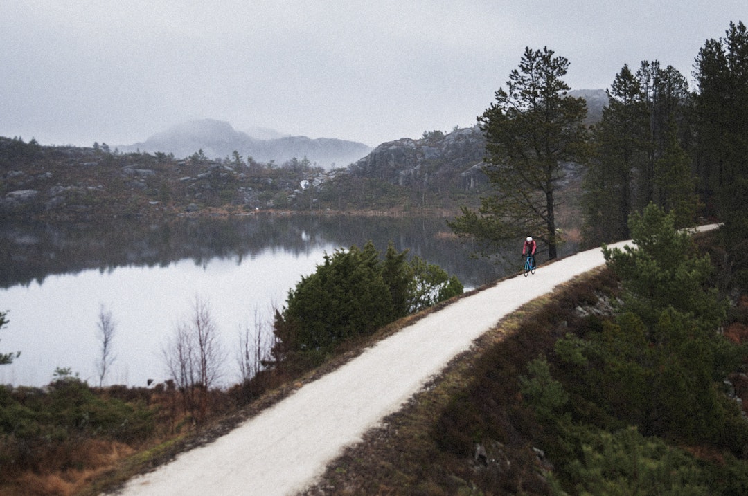 IDYLL: De første kilometrene ut fra Egersund er preppet for syklister: Foto: Jørgen Rydheim.