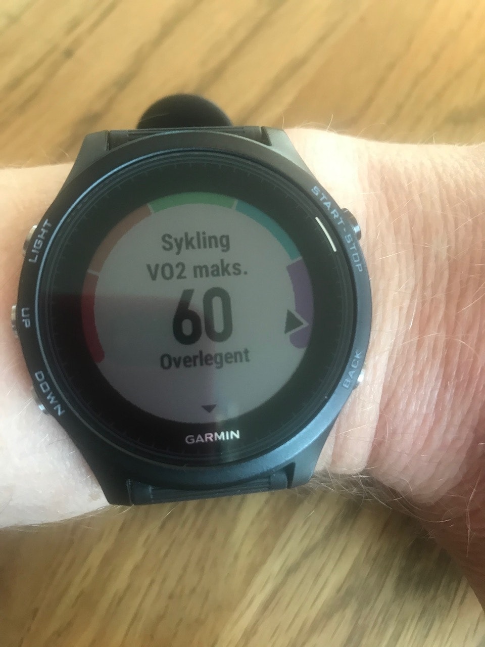 PÅ SYKKEL: Trener du med wattmåler vil Garmin-klokka di gi deg en o2-beregning også på sykkel. O2-opptak for sykling