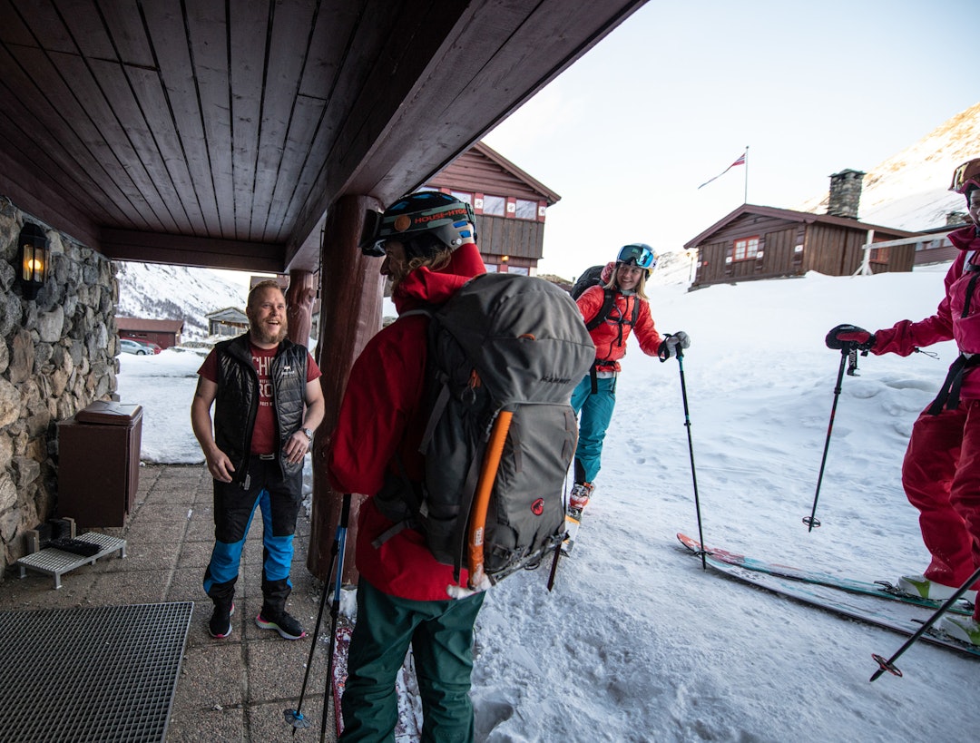 SPITERSTULEN: Hviledag eller ei: det er godt å bli tatt imot på Spiterstulen. Bilde: Hans Kristian Krogh-Hanssen Spiterstulen