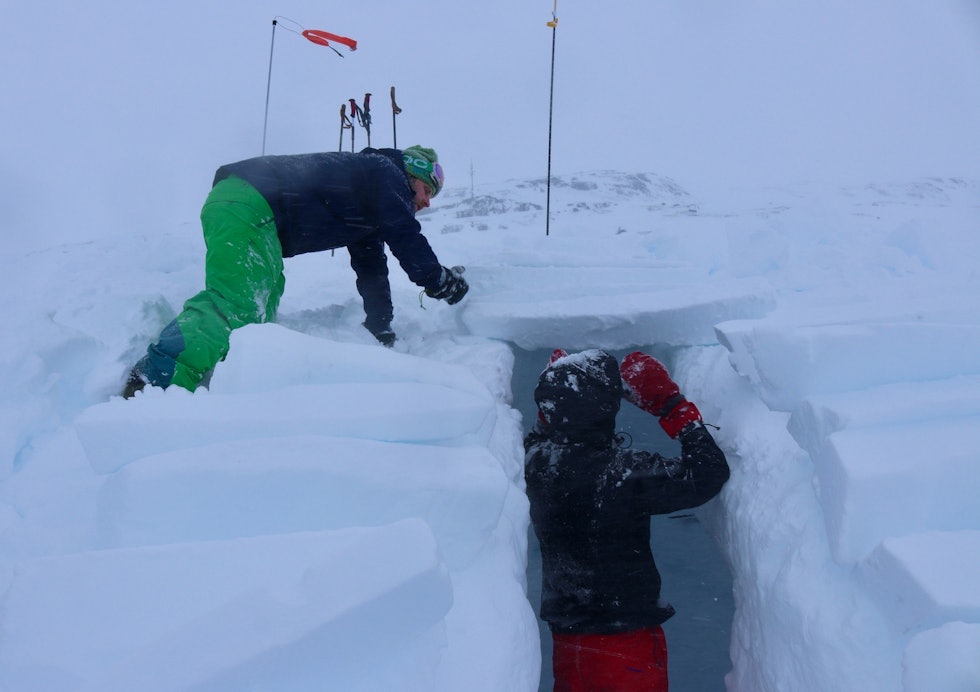 slik bygger du kantgrop how to snow ridge shelter