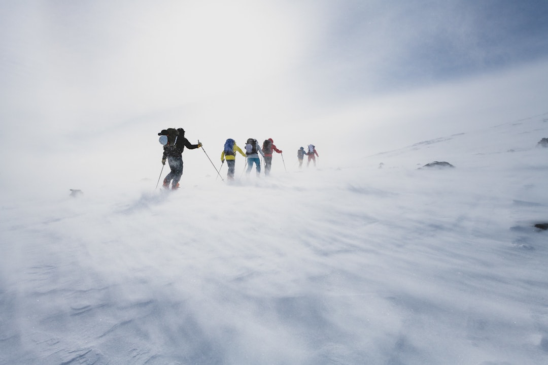 STORM: Det var surt over skaret mot Blåbrean. Bilde: Hans Kristian Krogh-Hansen Hoegruta_Surtningssue_Jotunheimen_Foto_Hans_Kristian_Krogh_Hanssen-5155