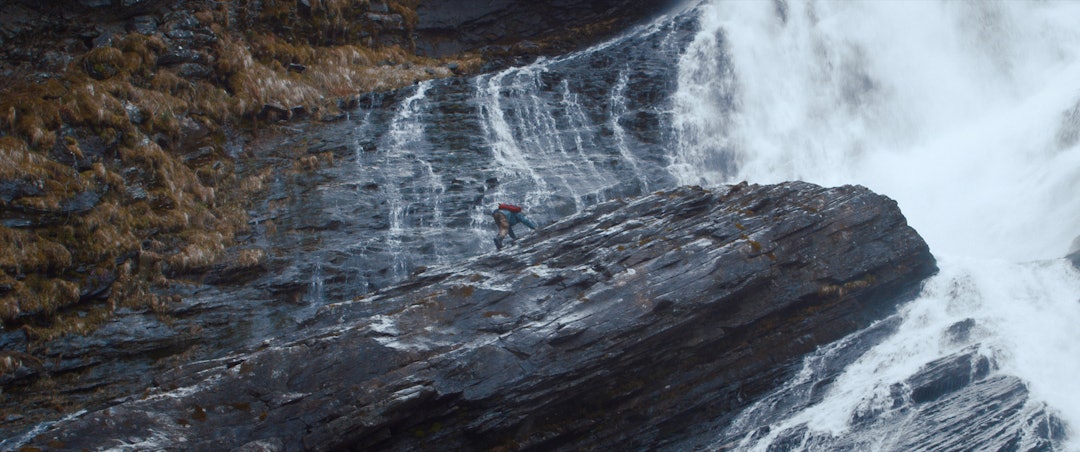 HVITT VANN: Tett på lyden av fritt fossefall. Foto: Kristian Davik Larssen