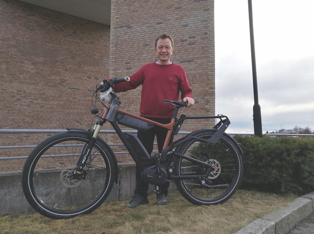 PRISOPPGANG: Når markedene ikke vokser mer enn de gjør i de vesteuropeiske landene, kan vi ikke vente stor nedgang i pris her hjemme med det første, mener Hans Håvard Kvisle i Evo Elsykler. PRISOPPGANG: Når markedene ikke vokser mer enn de gjør i de vesteuropeiske landene, kan vi ikke vente stor nedgang i pris her hjemme med det første, mener Hans Håvard Kvisle i Evo Elsykler.