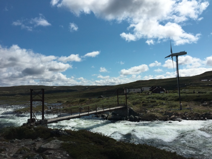 Fra Heinseter. Hein betyr ly, hvile, ro. hardangervidda bru