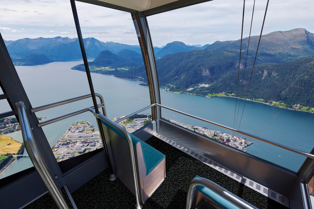 ROMSDALSGONDOLEN: Pendelbanen åpnet 28. mai 2021. Foto: romsdal.no Romsdalsgondolen Åndalsnes rauma