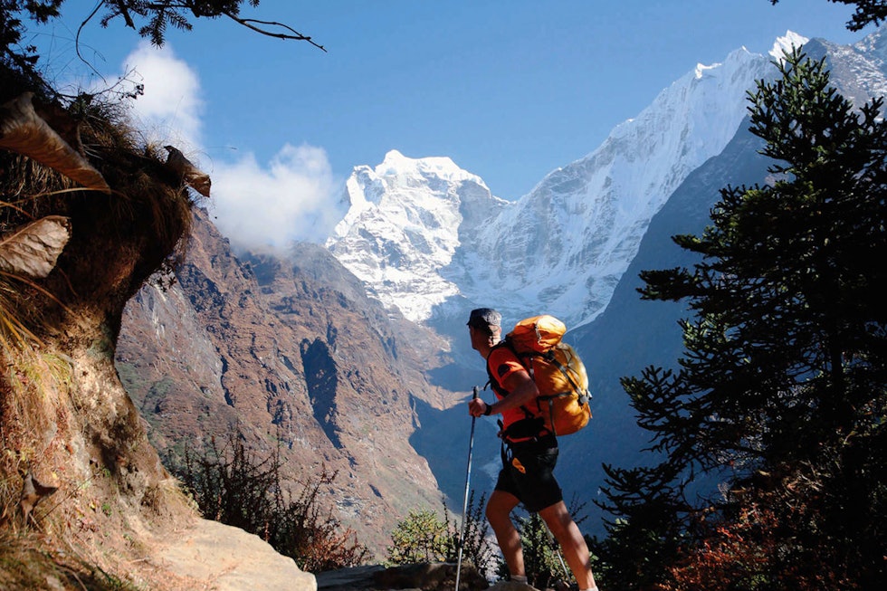 Utsikt til toppen fra dalene nedenfor. Foto: Matti Bernitz Ama dablam trek