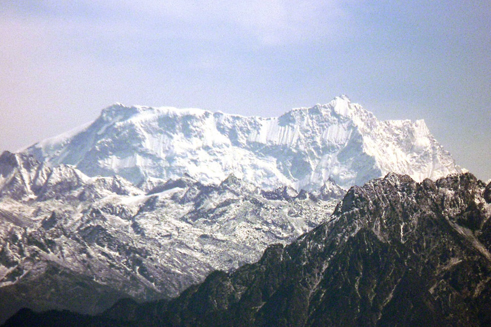 Ganghkar Puensum er ubesteget, og vil sannsynligvis forbli ubesteget. Foto: Wikimedia Commons Ganghkar Puensum