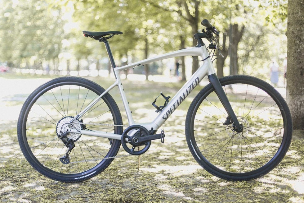 RAKETT: Specialized Vado SL 5.0 er en lynrask elsykkel, og ikke bare fordi den har motor. Foto: Kristoffer H. Kippernes test specialized vado sl elsykkel 2021