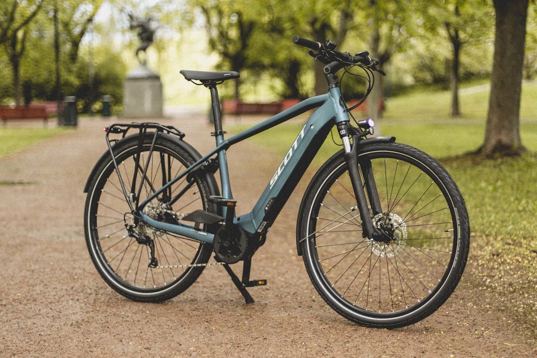 ALLSIDIG: Scott Sub Sport eRide 20 er en allsidig elsykkel til transport og tursykling. Foto: Kristoffer H. Kippernes.  test scott sub sport eride elsykkel 2021
