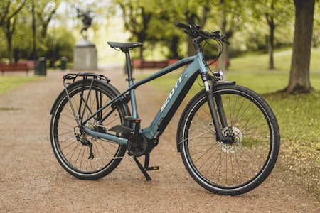 ALLSIDIG: Scott Sub Sport eRide 20 er en allsidig elsykkel til transport og tursykling. Foto: Kristoffer H. Kippernes.  test scott sub sport eride elsykkel 2021