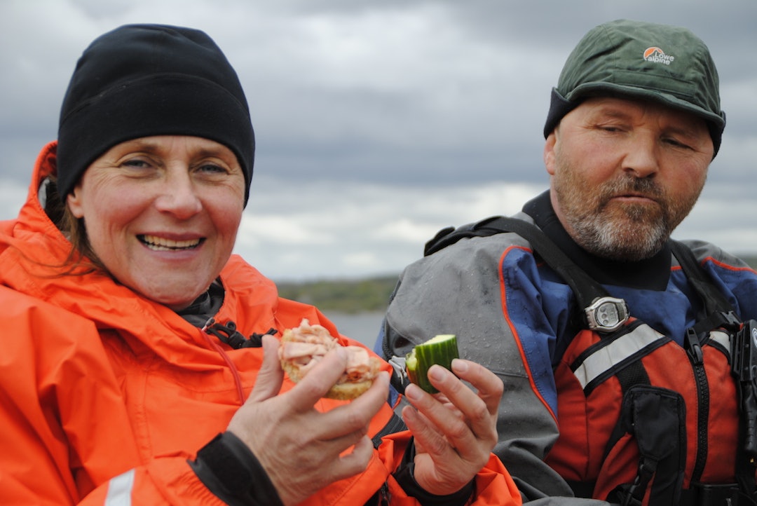 Arrangørene: Anita H. Vinkenes og Eirik Vinkenes er kajakkentusiastene i egne personer. Med dem får Bølgefestivalen trygge rammer. Foto: Marte Østmoe / Anita H. Vinkenes. Arrangørene: Anita H. Vinkenes og Eirik Vinkenes er kajakkentusiastene i egne personer. Med dem får Bølgefestivalen trygge rammer. Foto: Marte Østmoe / Anita H. Vinkenes.