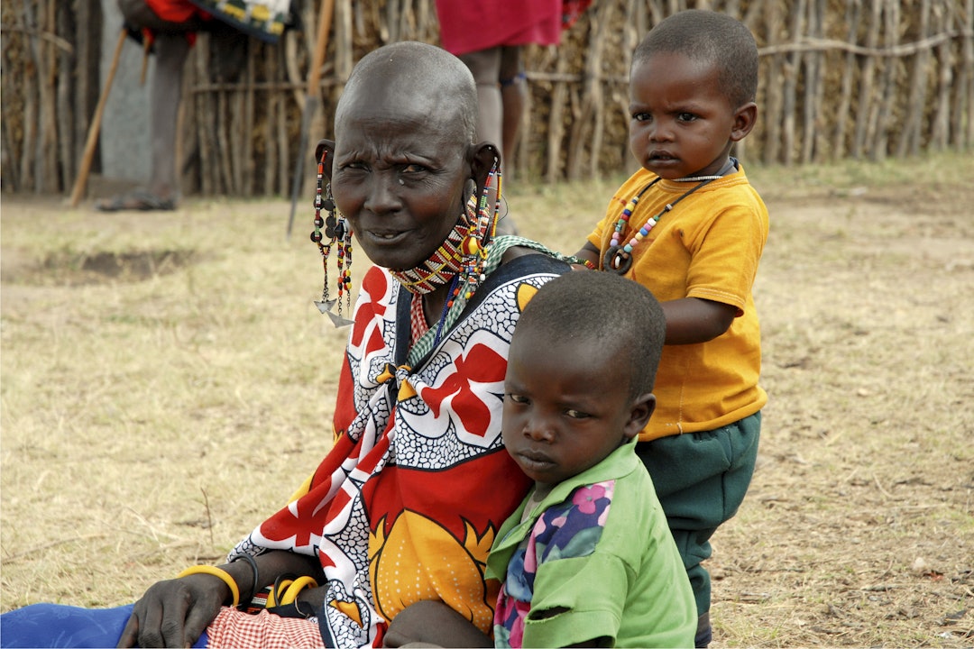 TRADISJONER: Masaiene er et nomadefolk med sterke tradisjoner, men nå går de fleste av barna på skole. Foto: Ulf Amundsen.