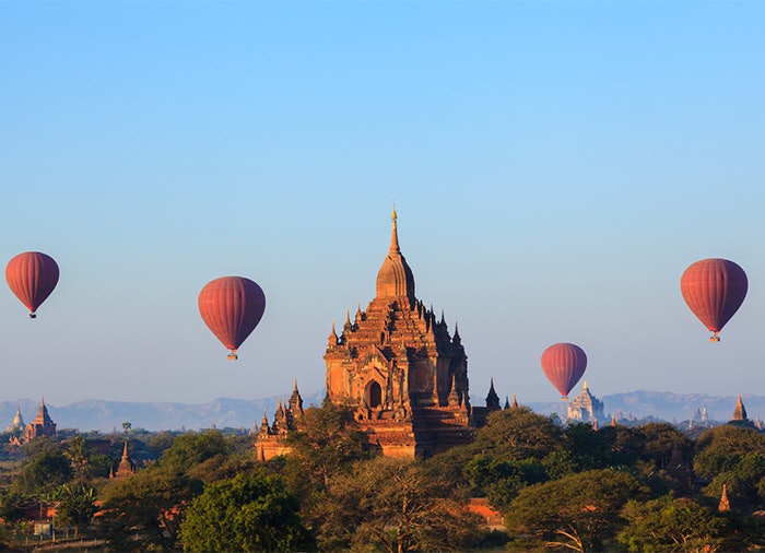 MASSETURISMEN vil også innta det nye populære reisemålet Myanmar. Dra du nå slipper du unna køer, den typiske turisten, og kan heller nyte hva landet har å by på. mayanmar