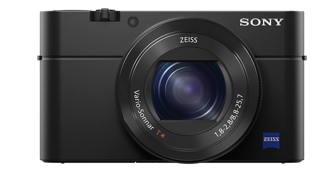 sonyRX100M4_Front_bgwh_nett sonyRX100M4_Front_bgwh_nett