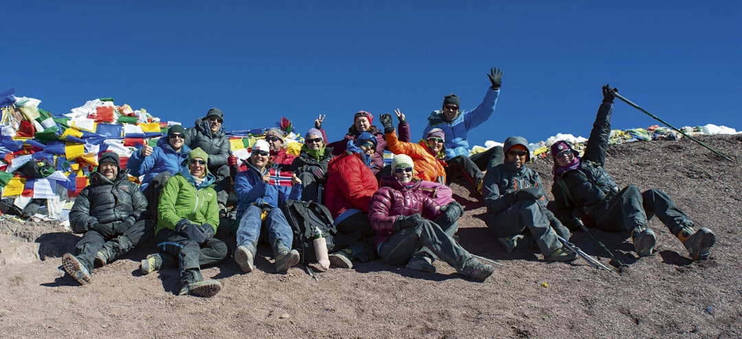 LAGSEIER: Topp stemning i den norske troppen. Foto: Vegard Stenerud UTE83_20150828_0230