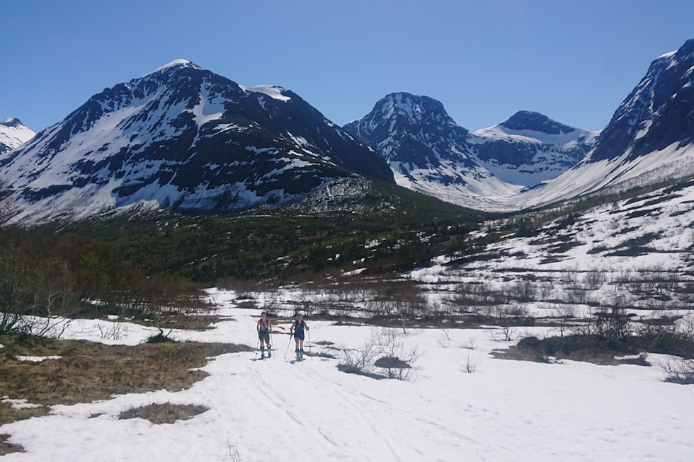Romsdalen sommer ski topptur randonee fri flyt utemagasinet