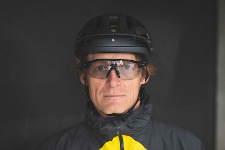 KLASSISK: Hva du tenker på når du tenker på sykkelbriller - Oakley Radar Foto: Kristoffer H. Kippernes Oakley Radar EV Advancer