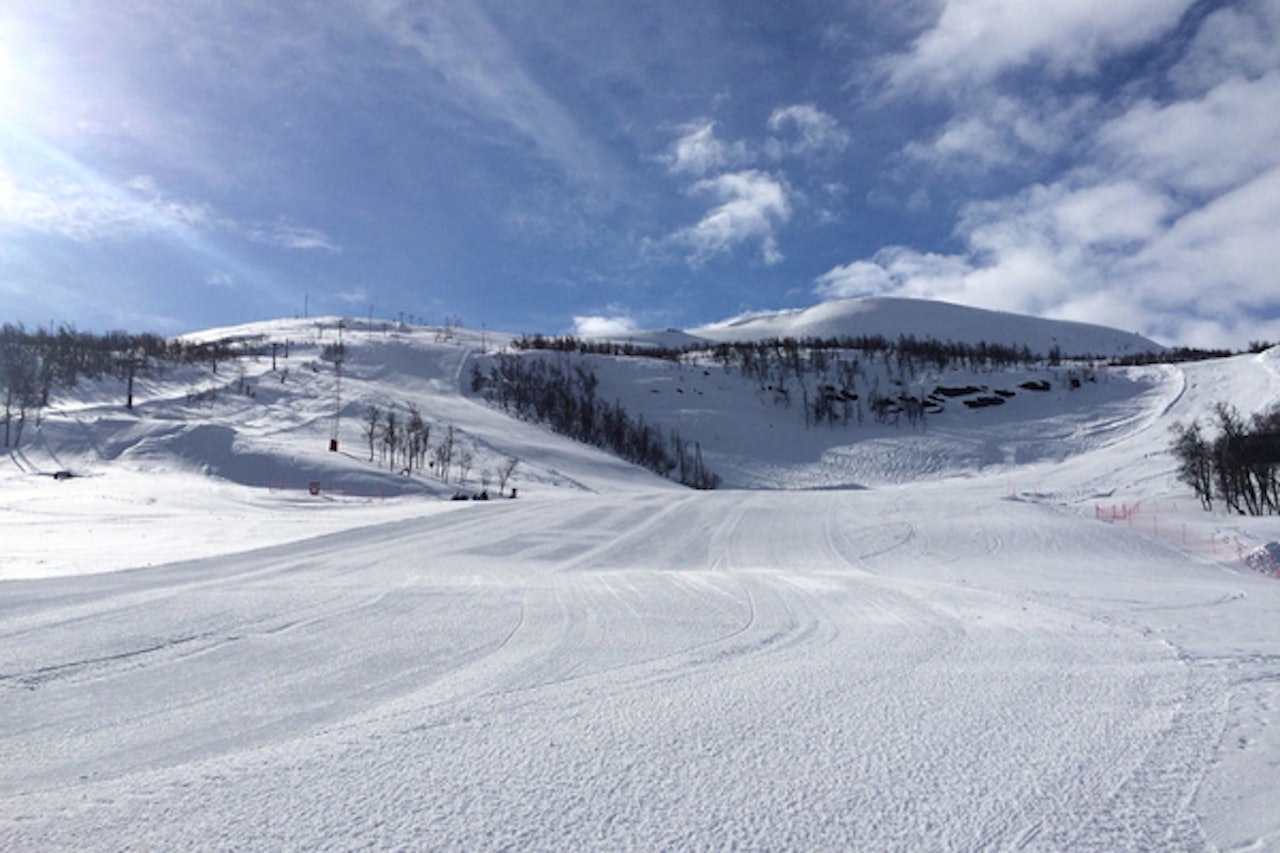 TYIN/FILEFJELL: I dag er det veldig bra. I går kom det faktsisk 10 cm med snø, sier Magne Grihamar. Foto: Tyin/Filefjell